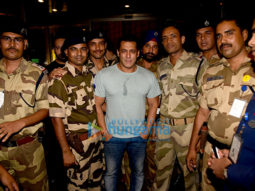 Salman Khan, Jacqueline Fernandez, Janhvi Kapoor, Bipasha Basu and others snapped at the airport