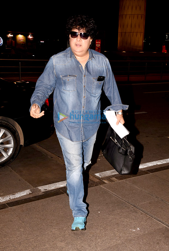 salman khan jacqueline fernandez janhvi kapoor bipasha basu and others snapped at the airport 10