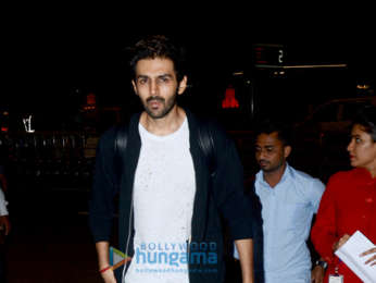 Salman Khan, Jacqueline Fernandez, Janhvi Kapoor, Bipasha Basu and others snapped at the airport