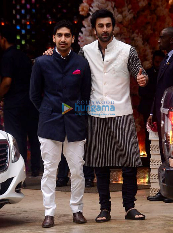 shah rukh khan gauri khan ranbir kapoor and other celebs snapped attending akash and shlokas engagement ceremony 6