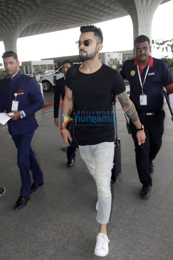 shraddha kapoor shahid kapoor amyra dastur and others snapped at the airport 005 2