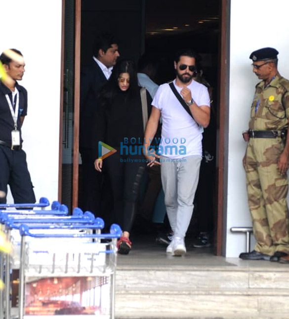 shruti haasan snapped with boyfriend michael corsale 6