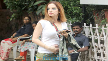 Sussanne Khan spotted at Mac Queens in Bandra
