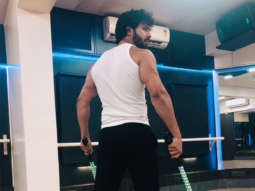 Varun Dhawan kicks off prep for IIFA and his act looks INTENSE [see pic]