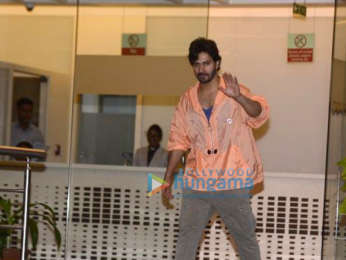 Varun Dhawan spotted at Hinduja hospital to see his newborn niece