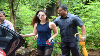 Kareena Kapoor Khan spotted at dance rehearsal in Bandra
