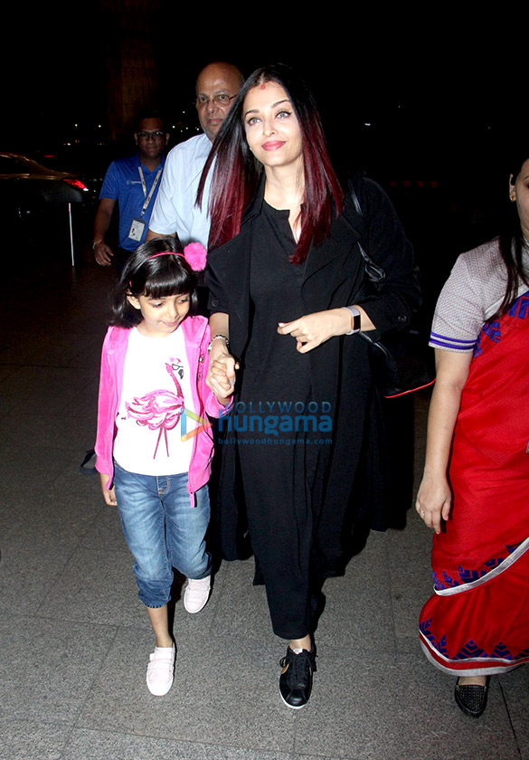 Aishwarya Rai Bachchan, Jackie Shroff, Jackky Bhagnani and others snapped at the airport