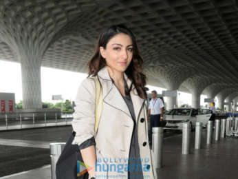 Ajay Devgn, Janhvi Kapoor, Ishaan Khatter and others snapped at the airport