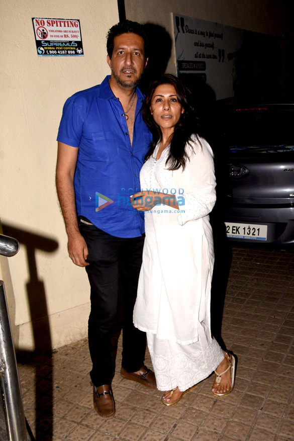 akshay kumar yami gautam and kartik aaryan snapped at pvr juhu 1
