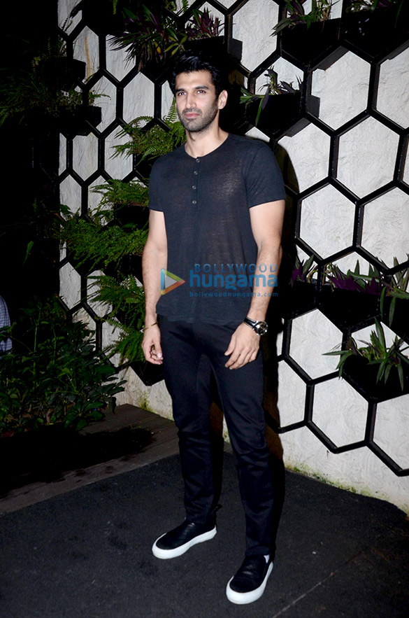 celebs grace dinesh vijans birthday bash 25
