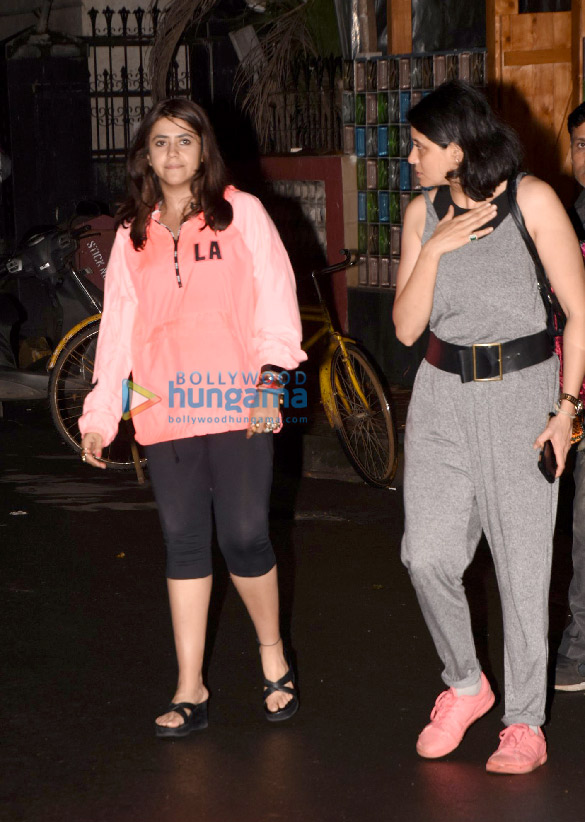 ekta kapoor spotted at silver beach cafe in lokhandwala 2
