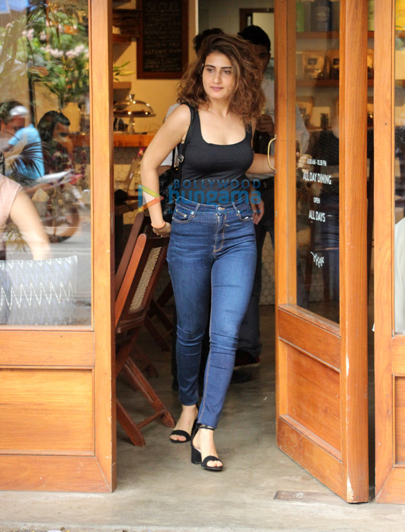 fatima sana shaikh snapped in mumbai 2