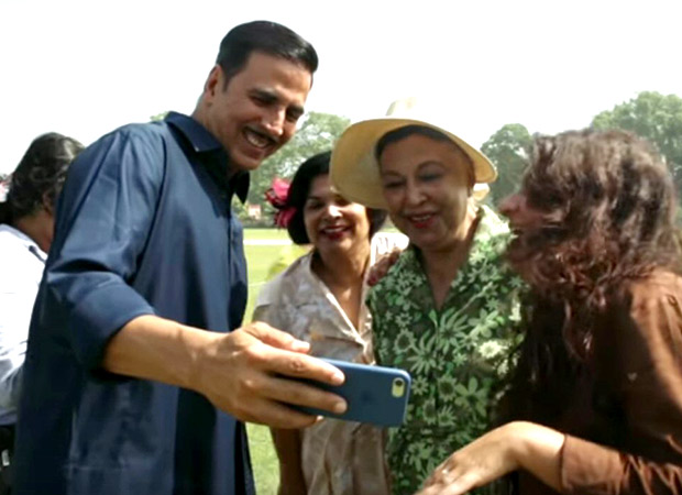 GOLD This BTS video of Akshay Kumar getting GOOFY will leave you in splits! 