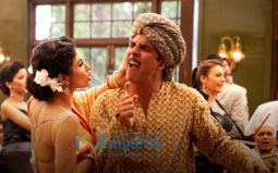 Movie stills of the movie Gold