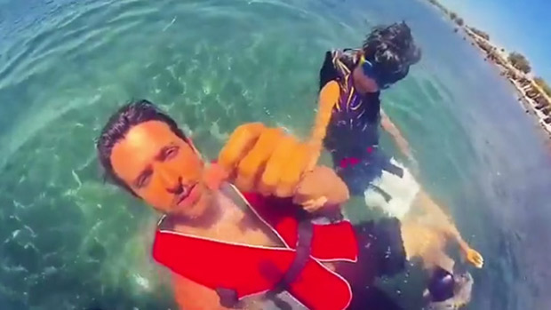 Hrithik Roshan’s action packed holiday with kids will make him bag the world’s COOLEST dad trophy (watch videos) Hrithik Roshan’s action packed holiday with kids will make him bag the world’s COOLEST dad trophy