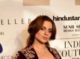 Kangana Ranaut walks the ramp for Anju Modi at India Couture Week 2018