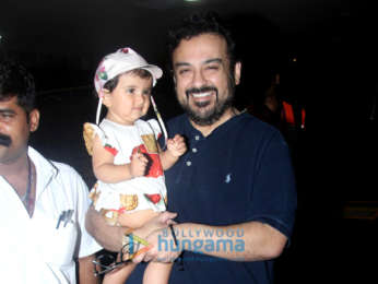 Kareena Kapoor Khan, Varun Dhawan, Huma Qureshi and others snapped at the airport