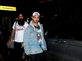 Kartik Aaryan, Diljit Dosanjh and others snapped at the airport