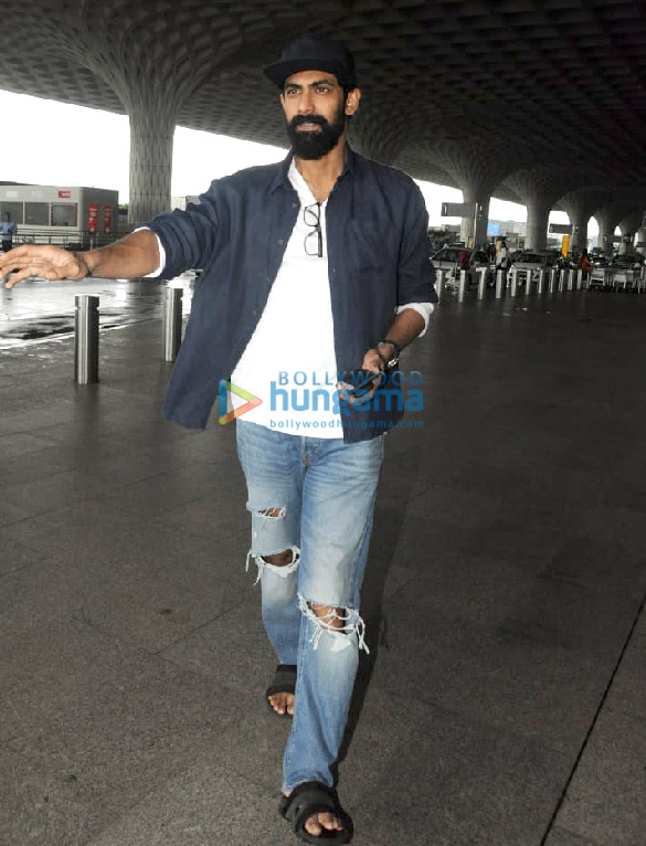 kriti sanon sophie choudry and rana daggubati snapped at the airport 5