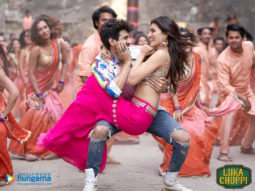 Wallpaper of the Movie Luka Chuppi