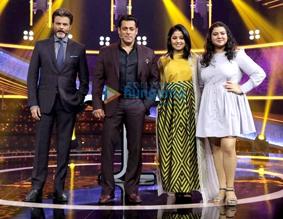 Salman Khan and Anil Kapoor snapped on the sets of 10 Ka Dum Salman Khan and Anil Kapoor snapped on the sets of 10 Ka Dum