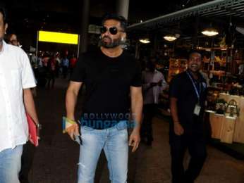 Pooja Hegde, Shamita Shetty and Karishma Tanna snapped at the airport