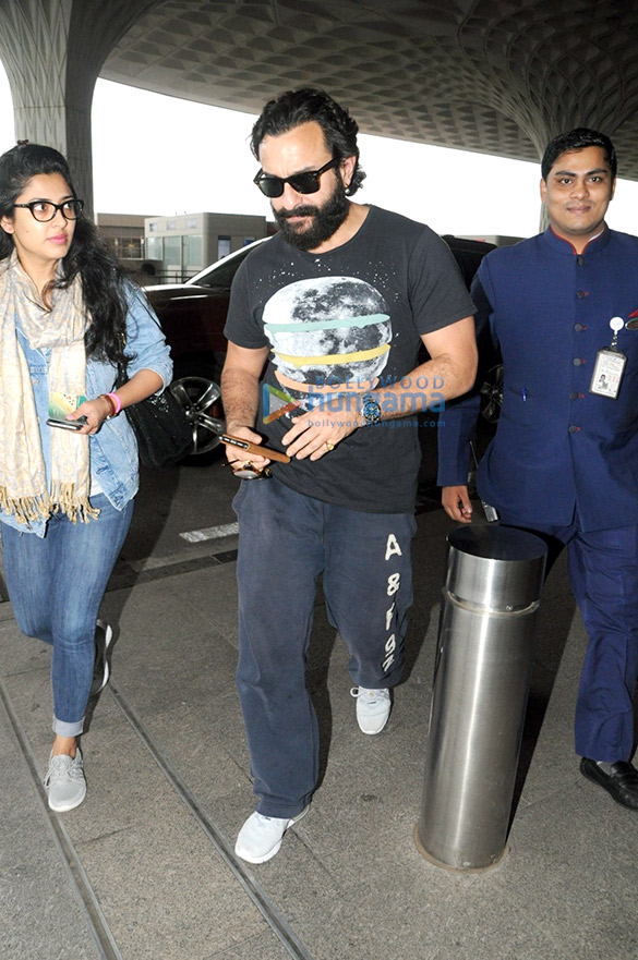 shah rukh khan ranveer singh arjun kapoor and others snapped at the airport 3