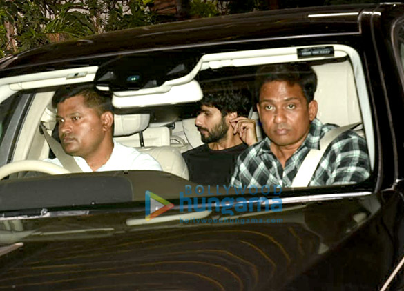 shahid kapoor snapped at sunny super sound 1 2
