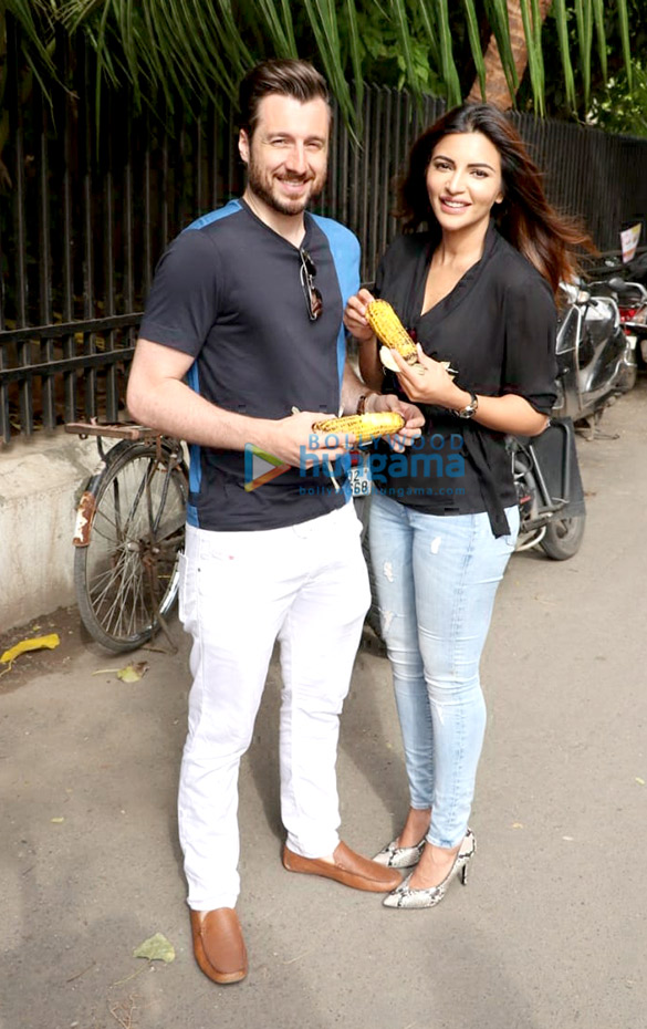 Shama Sikander snapped with her boyfriend in Lokhandwala
