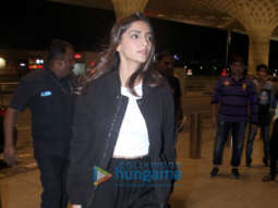 Sonam Kapoor Ahuja, Tiger Shroff and others snapped at the airport last night