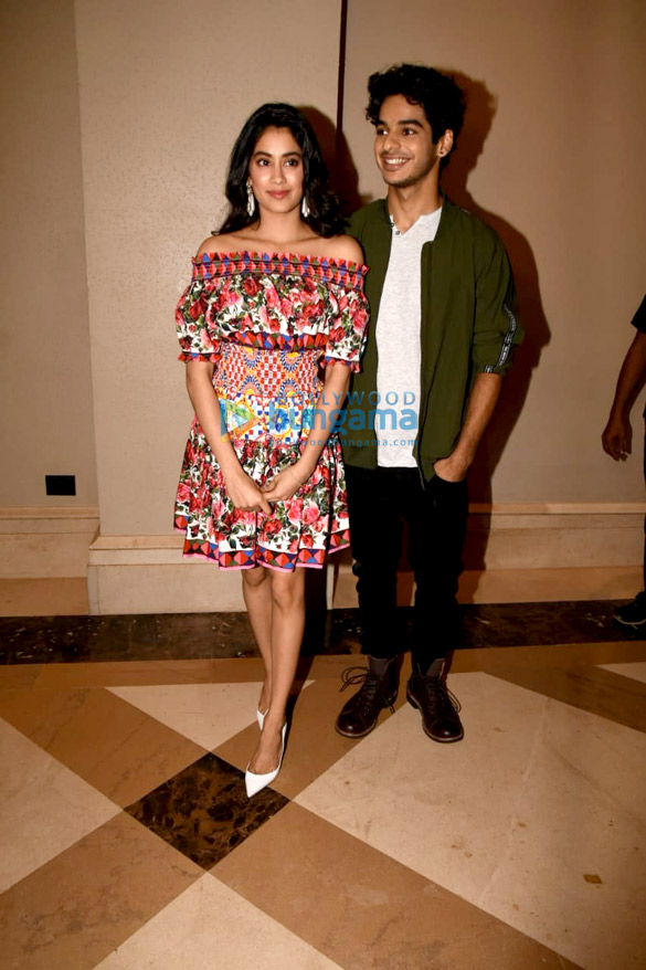 success meet of dhadak 8