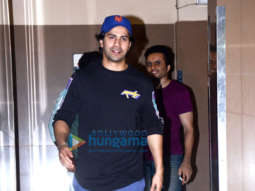 Varun Dhawan, Farhan Akhtar and others snapped at PVR, Juhu
