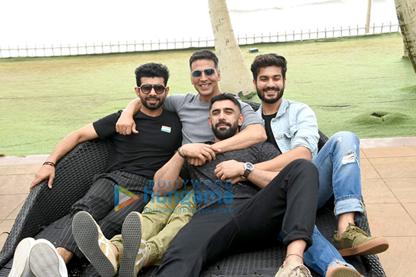 Akshay Kumar, Amit Sadh and others snapped promoting Gold Akshay Kumar, Amit Sadh and others snapped promoting Gold