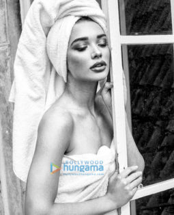 Celebrity Photos of Amy Jackson