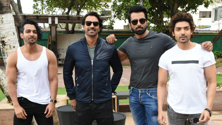 SPOTTED: Sonu Sood, Arjun Rampal & Others @Promotion of ‘Paltan’