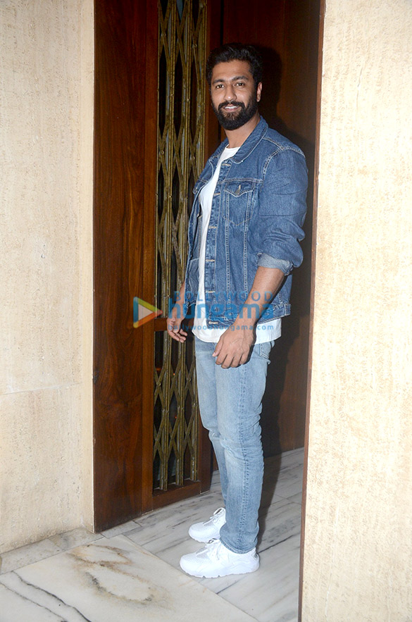 celebs grace manish malhotras bash 31
