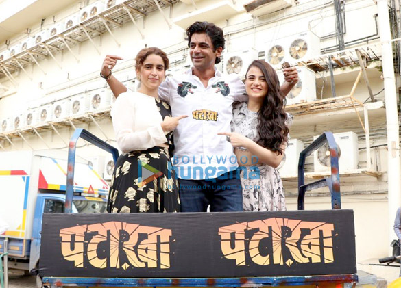 celebs grace the launch of the song balma from the film pataakha 1