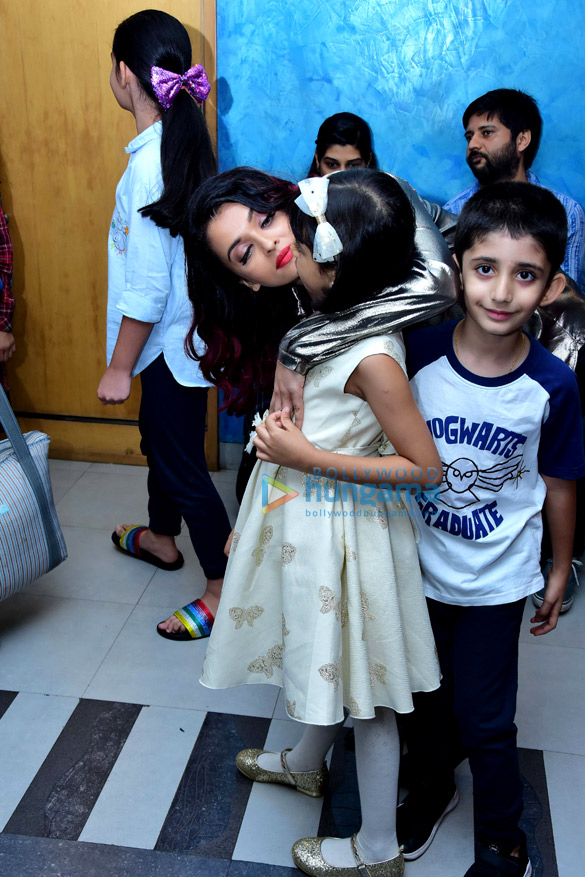 celebs grace the screening of fanney khan 9