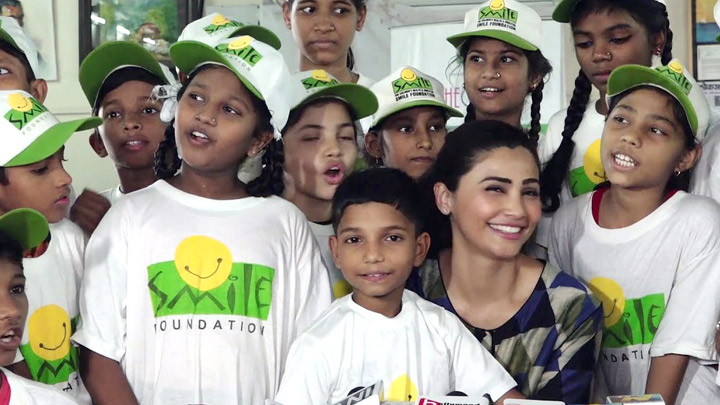Daisy Shah spends time with Smile Foundation Children before her BIRTHDAY!!!
