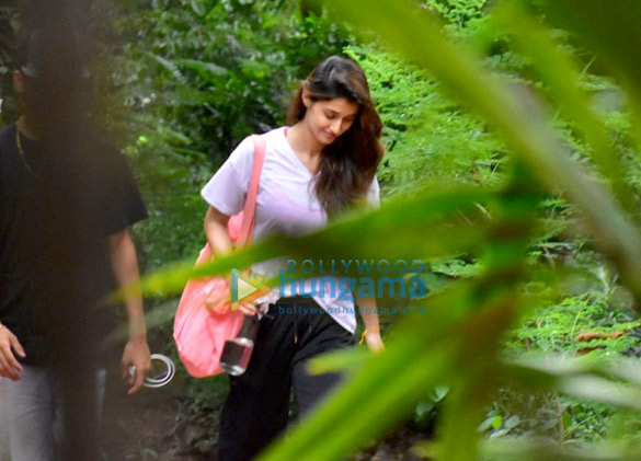 disha patani snapped after dance class in bandra 2