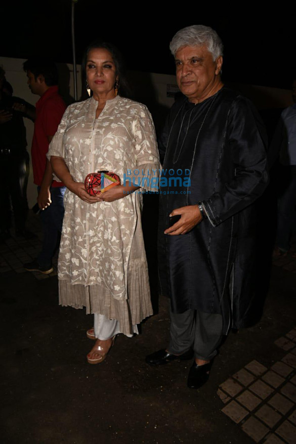 farhan akhtar and other celebs grace the special screening of gold 2