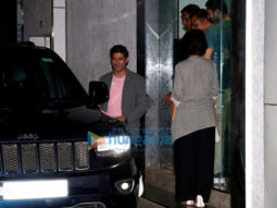 Farhan Akhtar spotted in Bandra post photoshoot