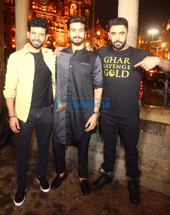 Gold cast Amit Sadh, Vineet Kumar Singh and Sunny Kaushal snapped at Chhatrapati Shivaji Maharaj Terminus for India Turns Gold event Gold cast Amit Sadh, Vineet Kumar Singh and Sunny Kaushal snapped at Chhatrapati Shivaji Maharaj Terminus for India Turns Gold event