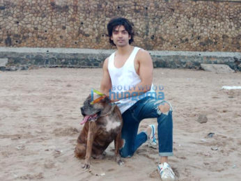 Gurmeet Choudhary snapped at Juhu beach with his dog