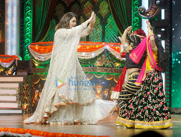 huma qureshi snapped on sets of the show indias best dramebaaz 3