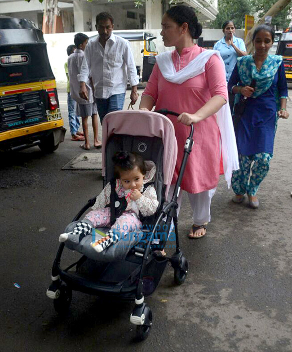 inaaya naumi kemmu snapped in khar 1