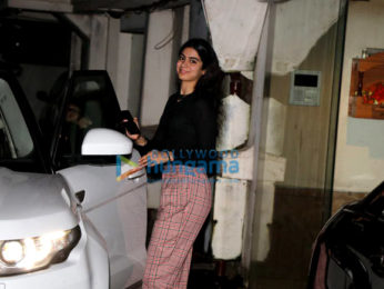 Janhvi Kapoor, Khushi Kapoor and Boney Kapoor spotted at Arjun Kapoor's residence in Juhu