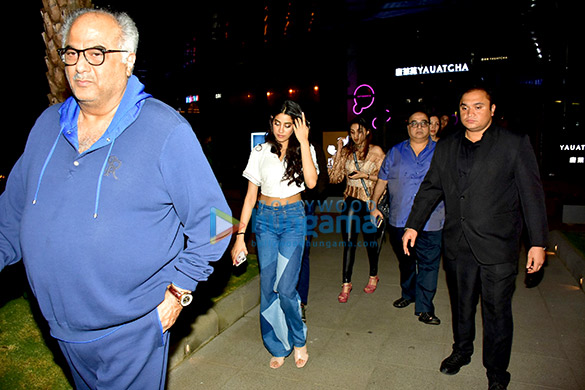 janhvi kapoor and family snapped at bkc 2