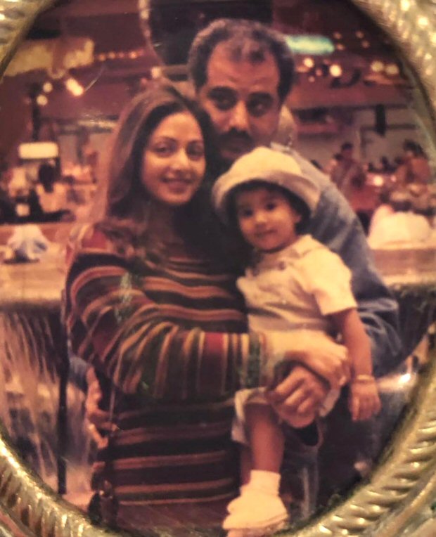 Janhvi Kapoor remembers her mom Sridevi with a throwback picture on her birth anniversary
