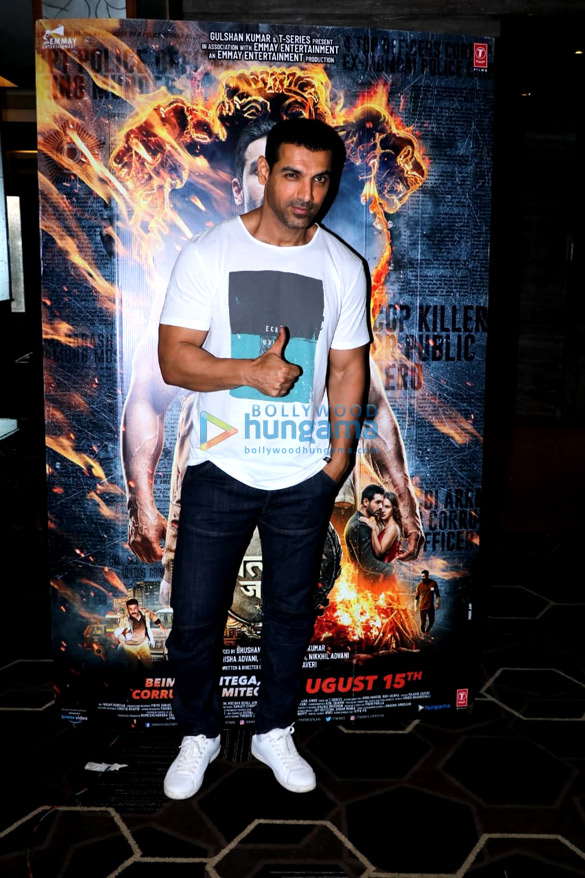 john abraham snapped at satyamev jayate interviews at sun n sand hotel in juhu 4